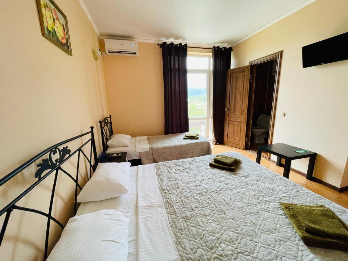 Alakhadze Hotel Askar מראה חיצוני תמונה