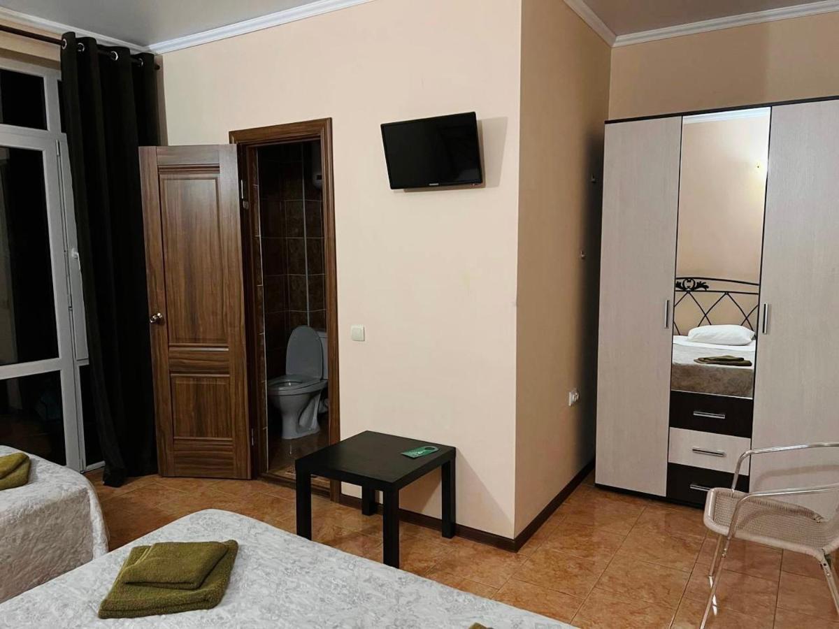Alakhadze Hotel Askar מראה חיצוני תמונה