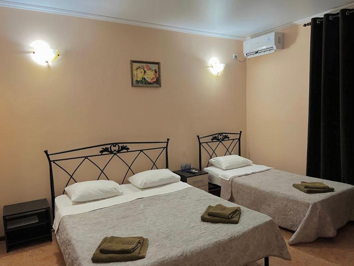 Alakhadze Hotel Askar מראה חיצוני תמונה