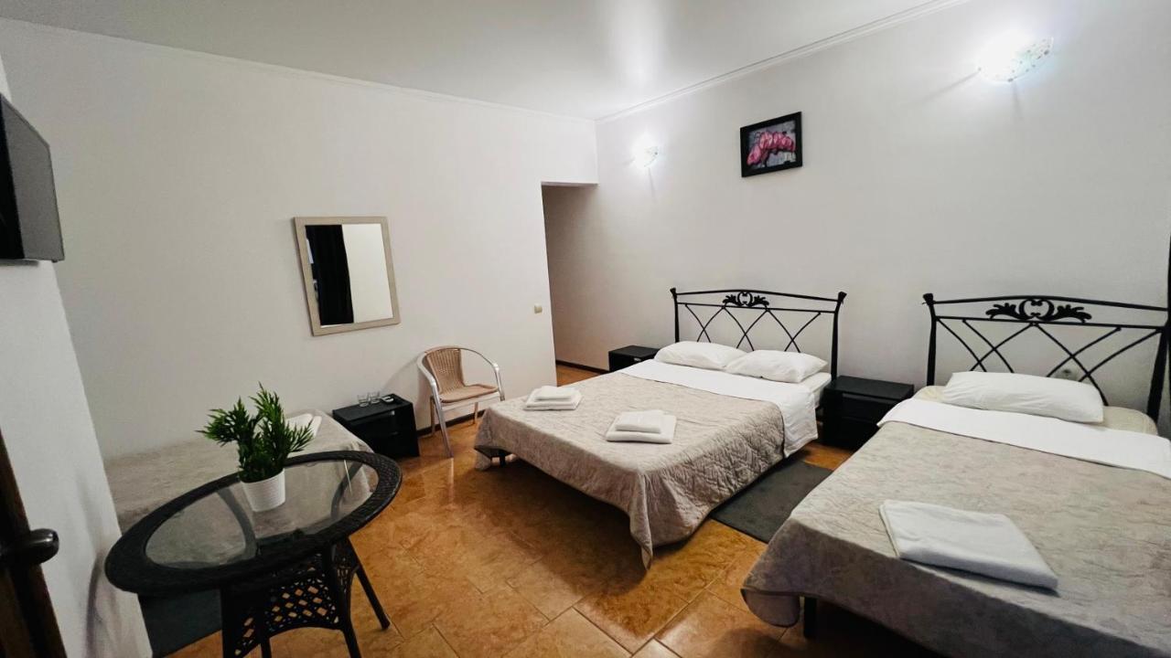 Alakhadze Hotel Askar מראה חיצוני תמונה