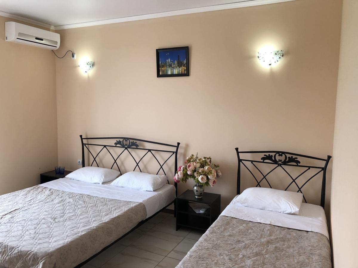 Alakhadze Hotel Askar מראה חיצוני תמונה