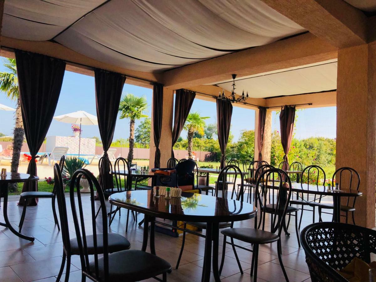 Alakhadze Hotel Askar מראה חיצוני תמונה